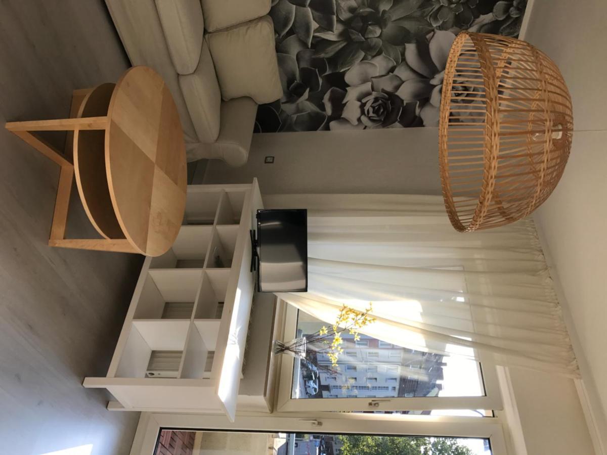 Griffn Properties Lifestyle Apartamento Essen Exterior foto